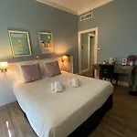 Hotel Hotel Restaurant de l'Océan - Coeur de ville, proche Grande Plage et Port Vieux Biarritz