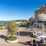 Hotel Restaurant de l'Océan - Coeur de ville, proche Grande Plage et Port Vieux Hotel