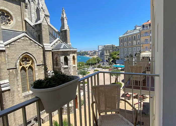 Hotel De L'Ocean Et Restaurant - Coeur De Ville Hotel