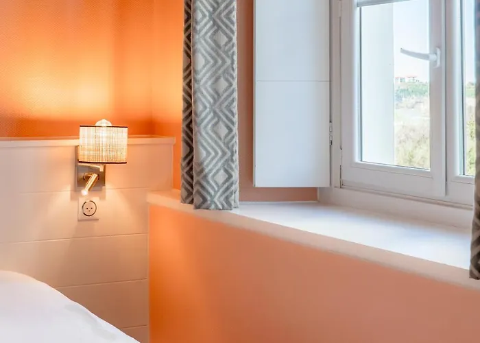 Hotel De L'Ocean Et Restaurant - Coeur De Ville Hotel 3*