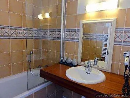 Hotel De L'Ocean Et Restaurant - Coeur De Ville 3*