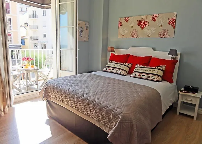 Hotel De L'Ocean Et Restaurant - Coeur De Ville Hotel Biarritz